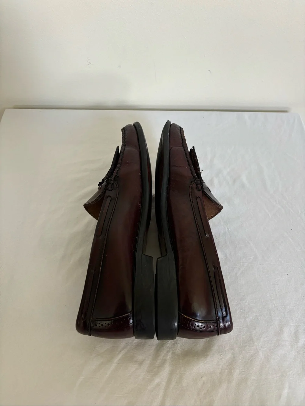 GH Bass Tassel Loafers burgundy wine Size 10 D Mens Leather